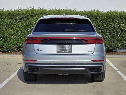 2023 Audi Q8 55 Prestige