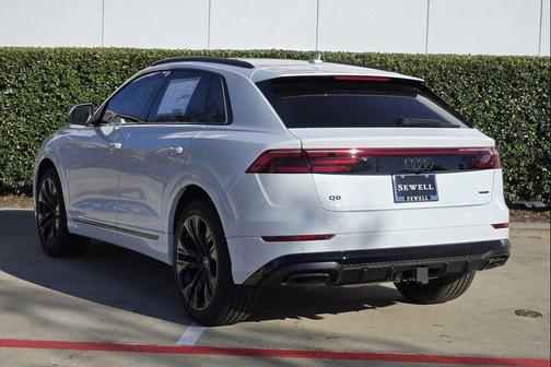 2026 Audi Q8 55 Premium Plus