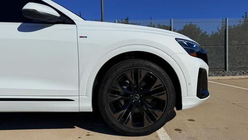 2026 Audi Q8 55 Premium Plus