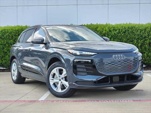2025 Audi Q6 e-tron Premium Plus