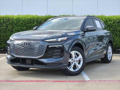 2025 Audi Q6 e-tron Premium Plus
