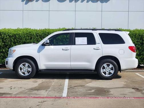 2014 Toyota Sequoia SR5
