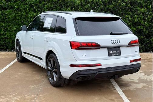GLACIER WHITE 2026 Audi Q7 55 Prestige
