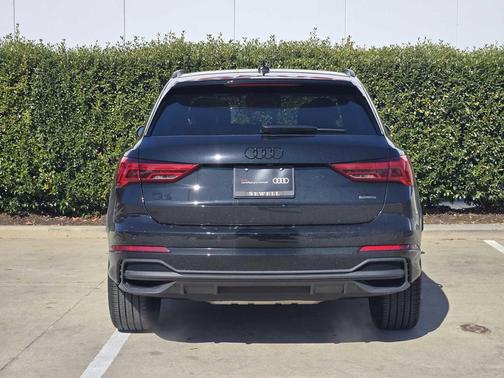 2025 Audi Q3 45 S line Premium Plus