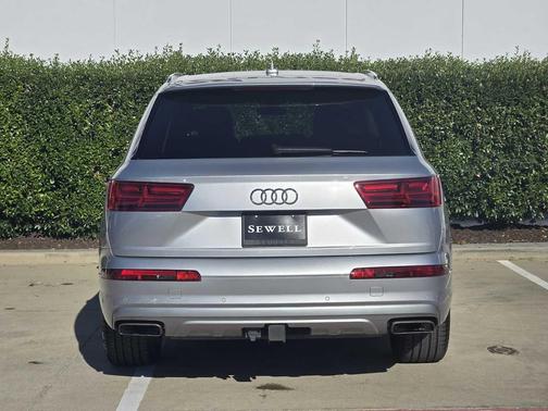 2019 Audi Q7 45 Premium Plus