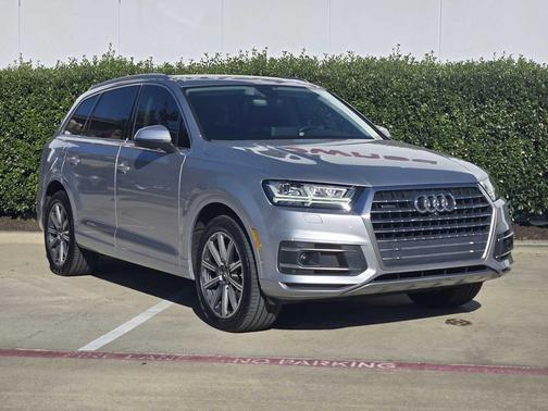 2019 Audi Q7 45 Premium Plus