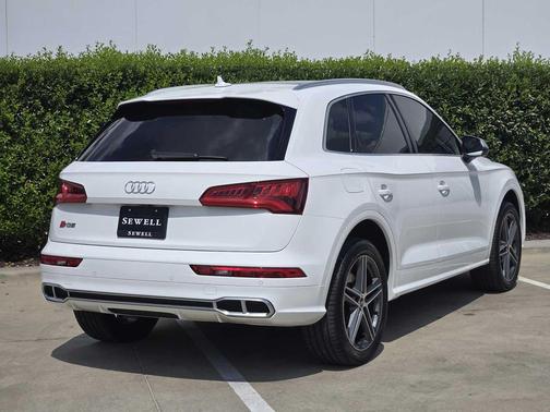2020 Audi SQ5 3.0T Premium Plus