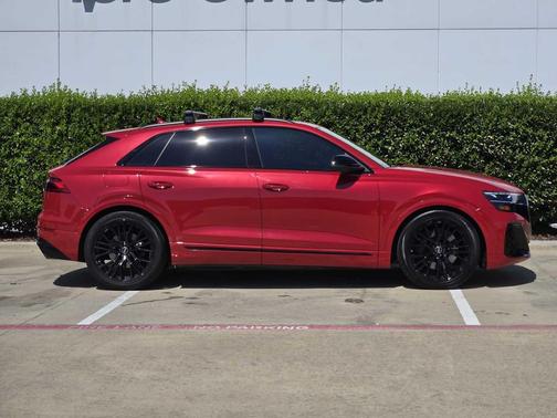 2024 Audi SQ8 4.0T Premium Plus