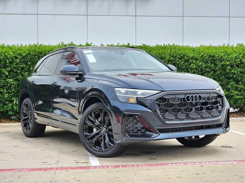 2025 Audi Q8 55 Premium Plus