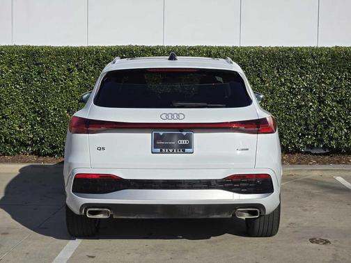 2025 Audi Q5 Prestige TFSI quattro S tronic