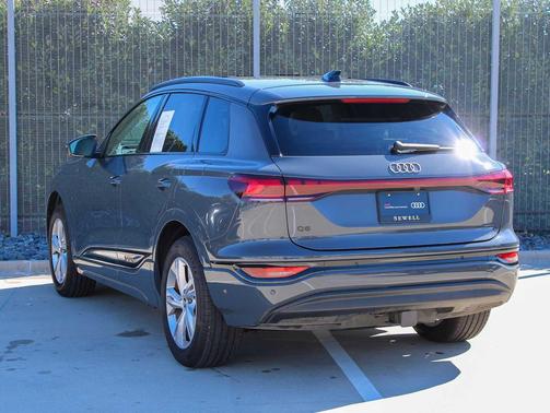Magnet Gray 2025 Audi Q6 e-tron Premium