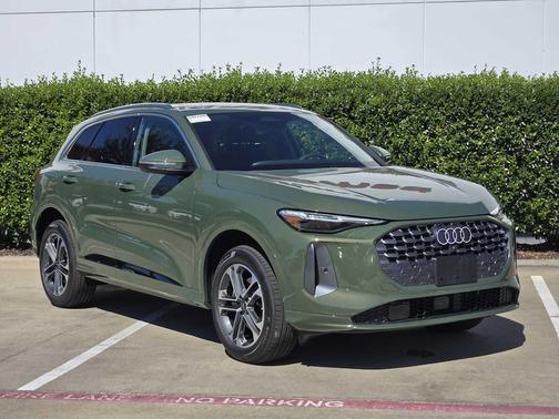 2025 Audi Q5 Premium Plus