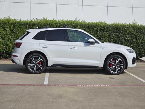 2025 Audi Q5 45 S line Premium Plus