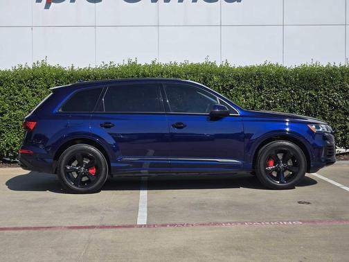 2022 Audi Q7 55 Premium