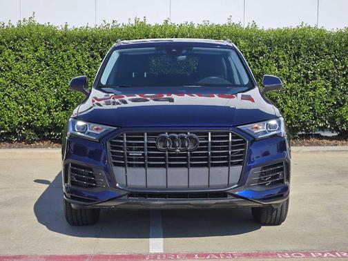 2022 Audi Q7 55 Premium