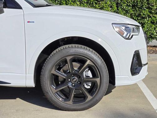 2025 Audi Q3 45 S line Premium Plus