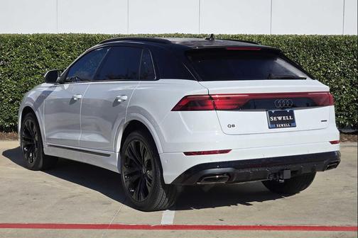 2026 Audi Q8 55 Premium Plus