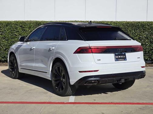 2026 Audi Q8 55 Premium Plus