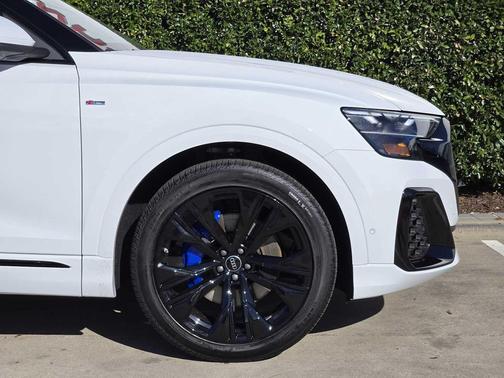 2026 Audi Q8 55 Premium Plus