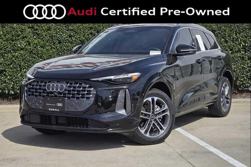 Mythos Black Metallic 2025 Audi Q5 Premium Plus TFSI quattro S tronic