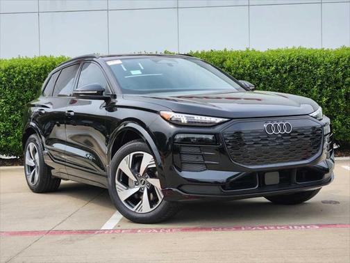 2025 Audi Q6 e-tron Premium Plus quattro