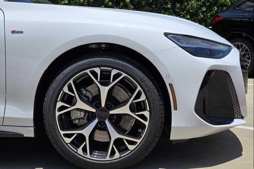 Glacier White Metallic 2026 Audi A6 Premium Plus quattro S tronic