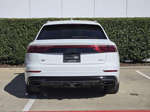 2026 Audi Q8 55 Prestige