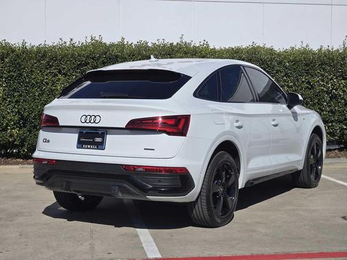 2023 Audi Q5 45 S line Prestige