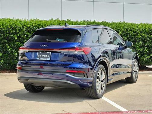 2025 Audi Q4 e-tron Premium 45 quattro