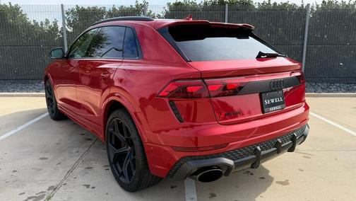 2025 Audi RS Q8 4.0T