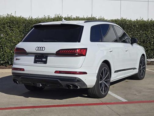 2021 Audi SQ7 4.0T Premium Plus