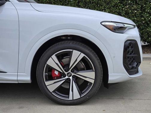2025 Audi SQ5 3.0T Premium Plus