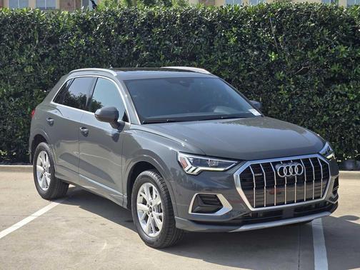 NANO GRAY 2023 Audi Q3 Premium Plus 40 TFSI quattro Tiptronic
