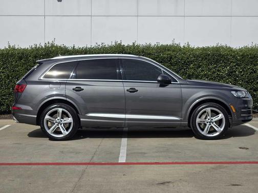 2019 Audi Q7 55 Prestige