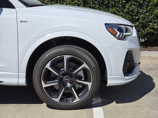2025 Audi Q3 45 S line Premium Plus