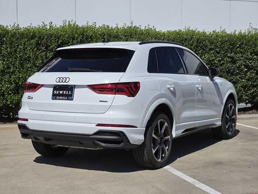2025 Audi Q3 45 S line Premium Plus