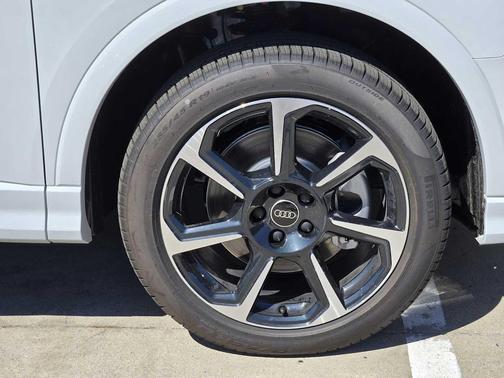 2025 Audi Q3 45 S line Premium Plus