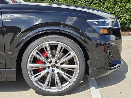 2026 Audi Q8 55 Prestige