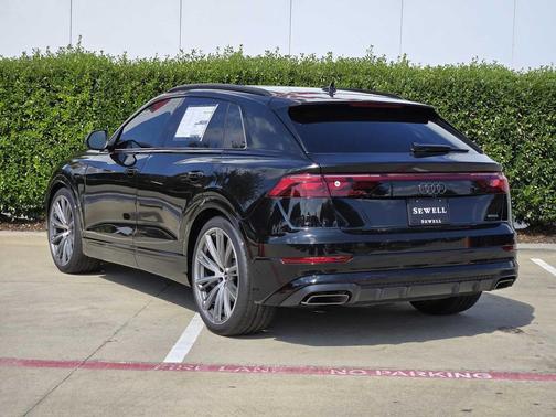 2026 Audi Q8 55 Prestige