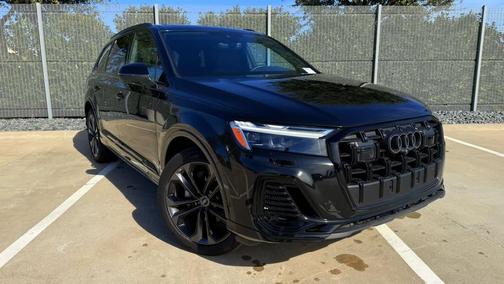 2025 Audi Q7 55 Premium Plus