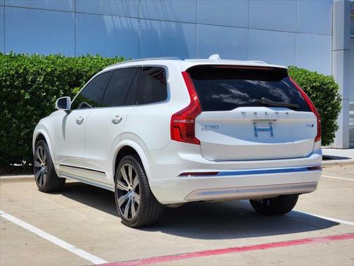 2022 Volvo XC90 T6 Inscription
