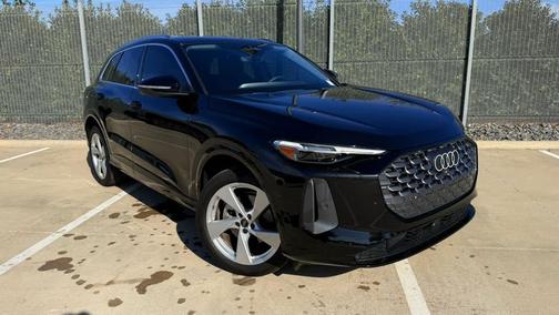 2025 Audi Q5 Premium Plus TFSI quattro S tronic