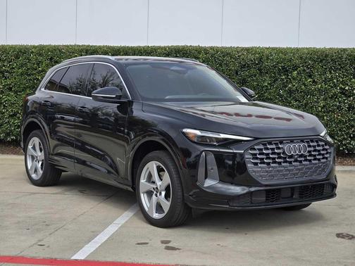 2025 Audi Q5 Premium Plus TFSI quattro S tronic