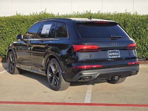 2026 Audi Q7 55 Premium Plus