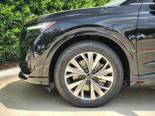 2025 Audi Q4 e-tron Premium 45 quattro