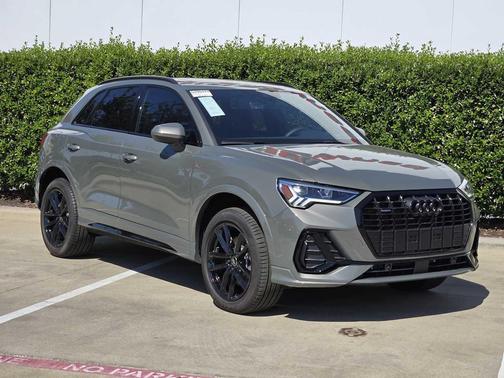 2025 Audi Q3 Premium 45 TFSI S line quattro Tiptronic