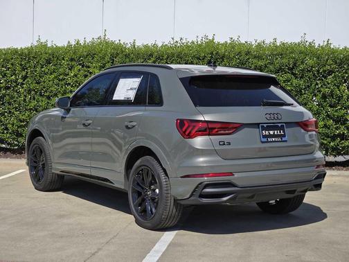 2025 Audi Q3 Premium 45 TFSI S line quattro Tiptronic