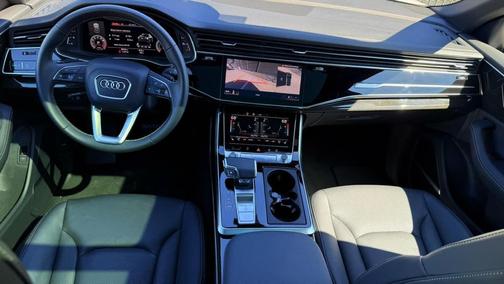2025 Audi Q8 55 Premium Plus