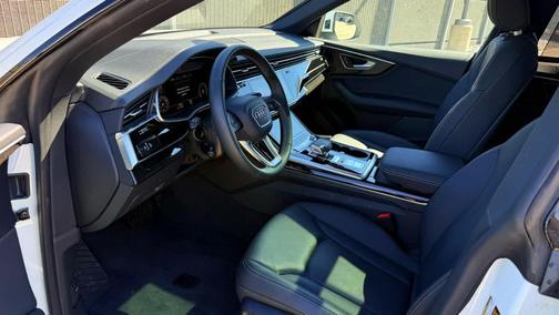 2025 Audi Q8 55 Premium Plus