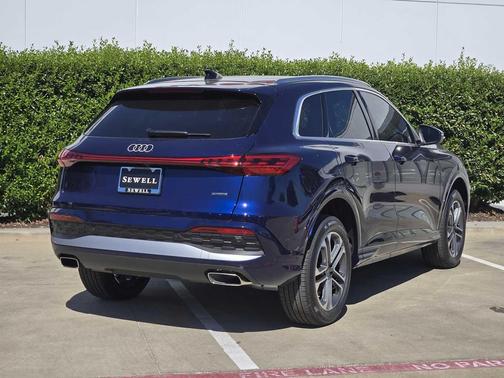 2025 Audi Q5 Premium Plus